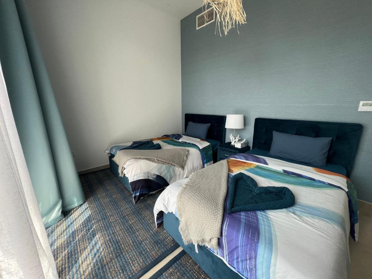 Relaxing Villa With Access To Pool And Beach ラアス・アル・ハイマ エクステリア 写真